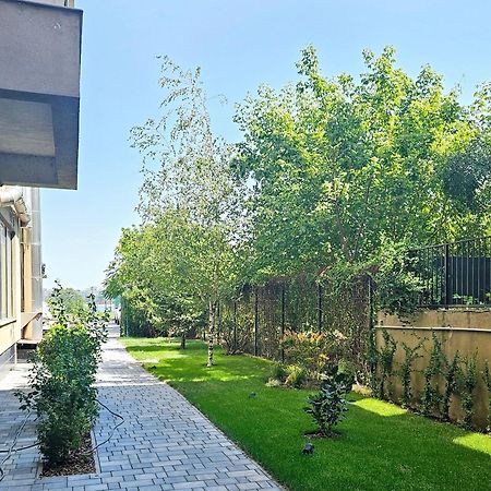 Lake House - Bucuresti Luaran gambar