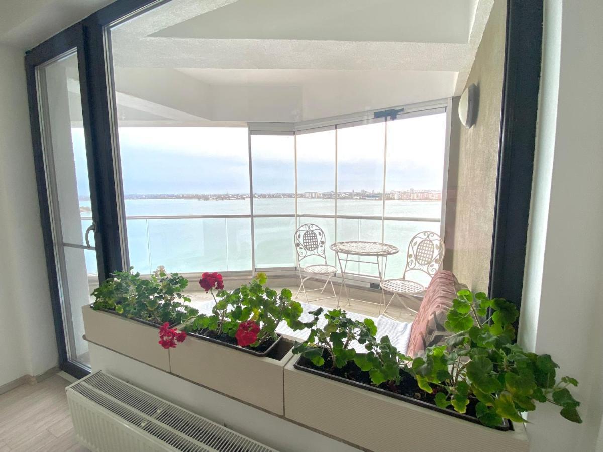 Lake House - Bucuresti Luaran gambar