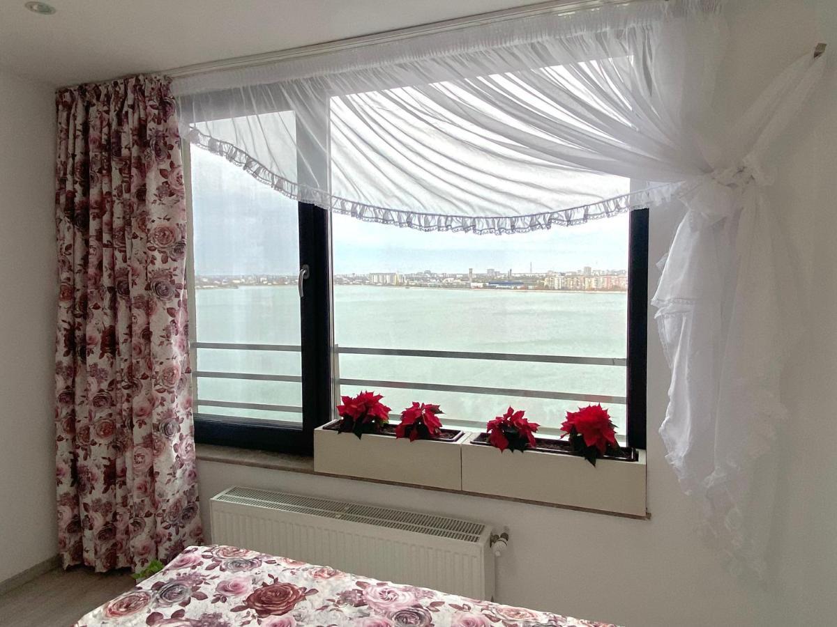 Lake House - Bucuresti Luaran gambar