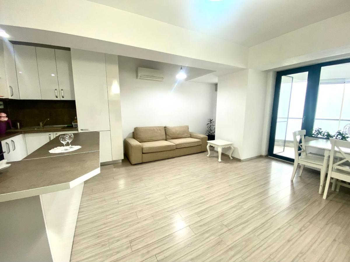 Lake House - Bucuresti Luaran gambar